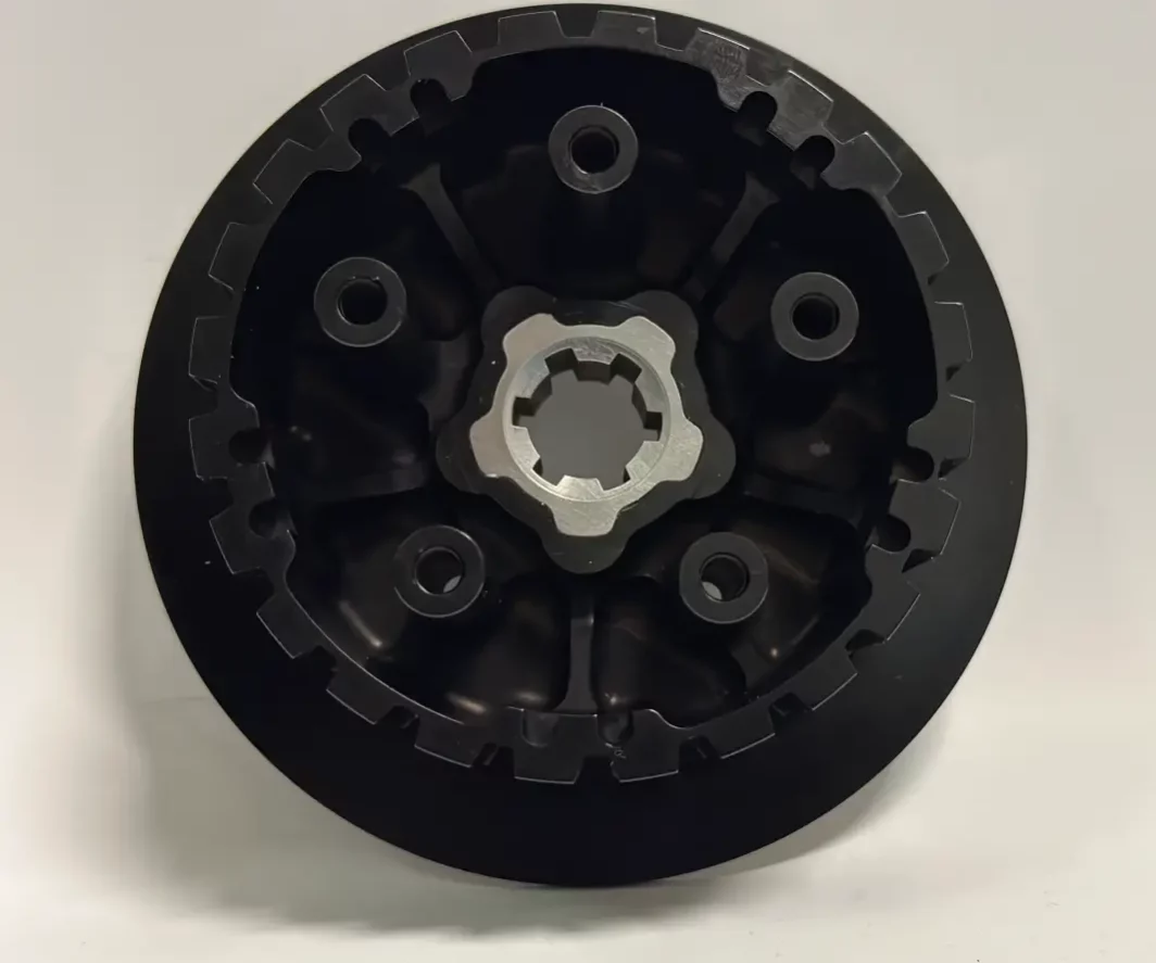 Suzuki RGV250 clutch basket