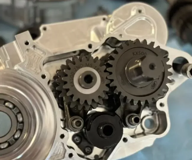 Kawasaki KX500 transmission - Two strokes