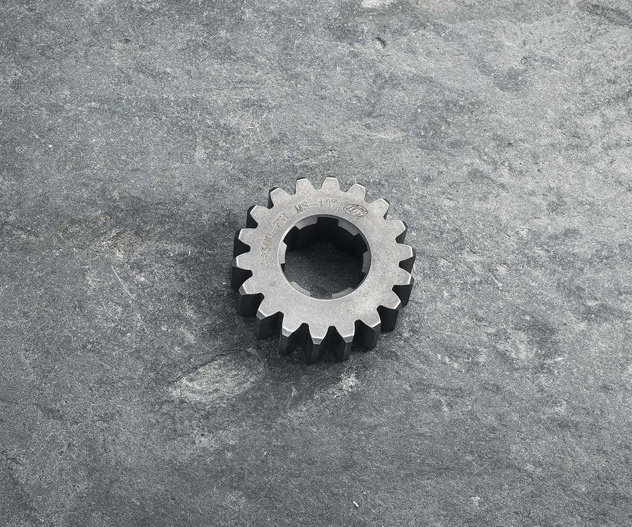 CR500 18T GEAR, MAINSHAFT SECOND 23421ML3000