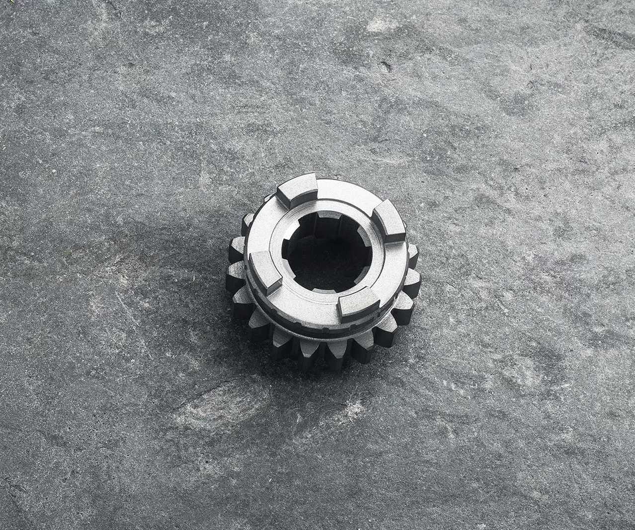 CR500 19T GEAR, COUNTERSHAFT FIFTH 23491MAC680