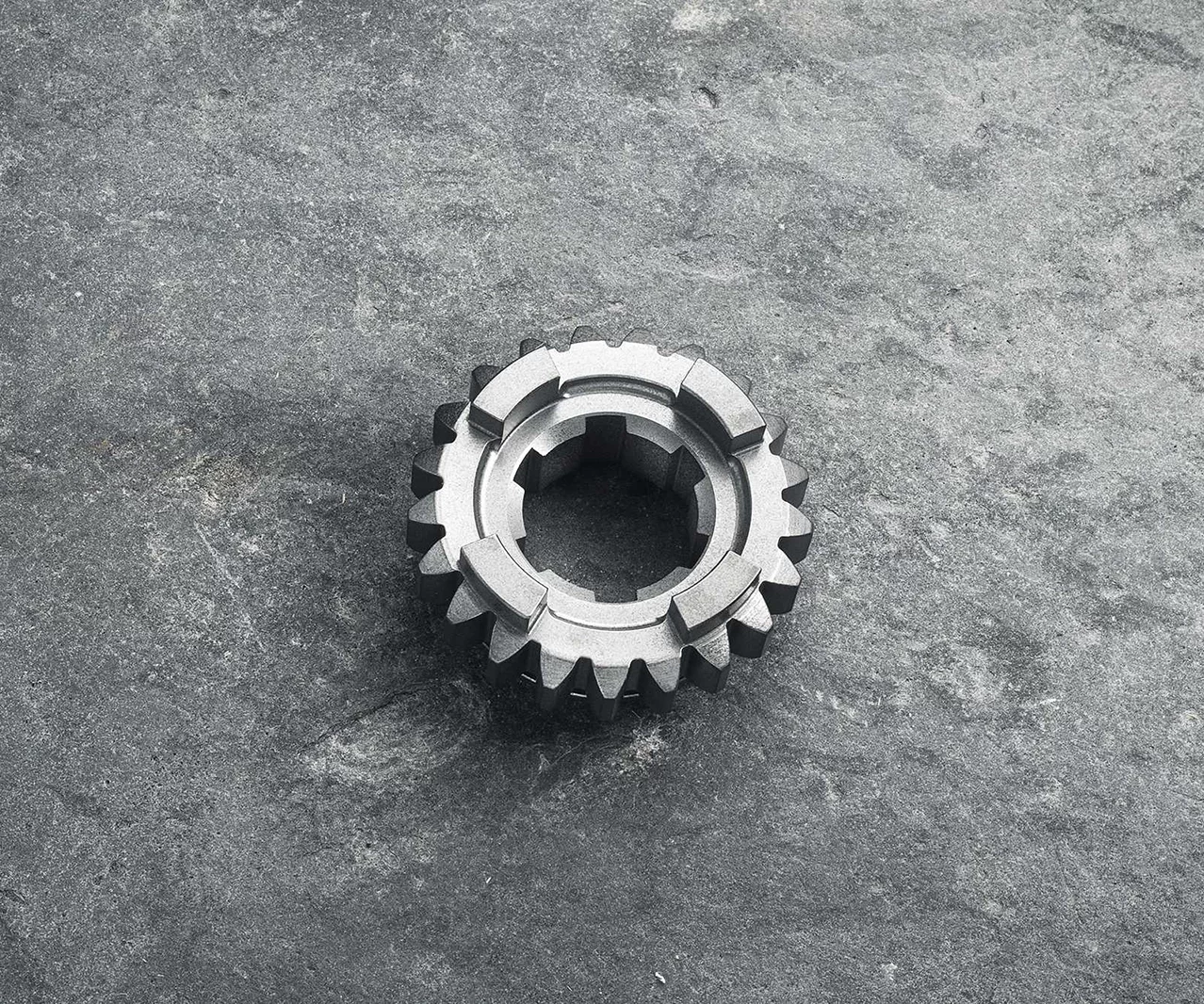 CR500 21T GEAR, COUNTERSHAFT FOURTH 23471ML3670
